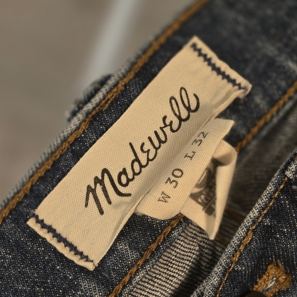 Jeans - Picture 7 of 9